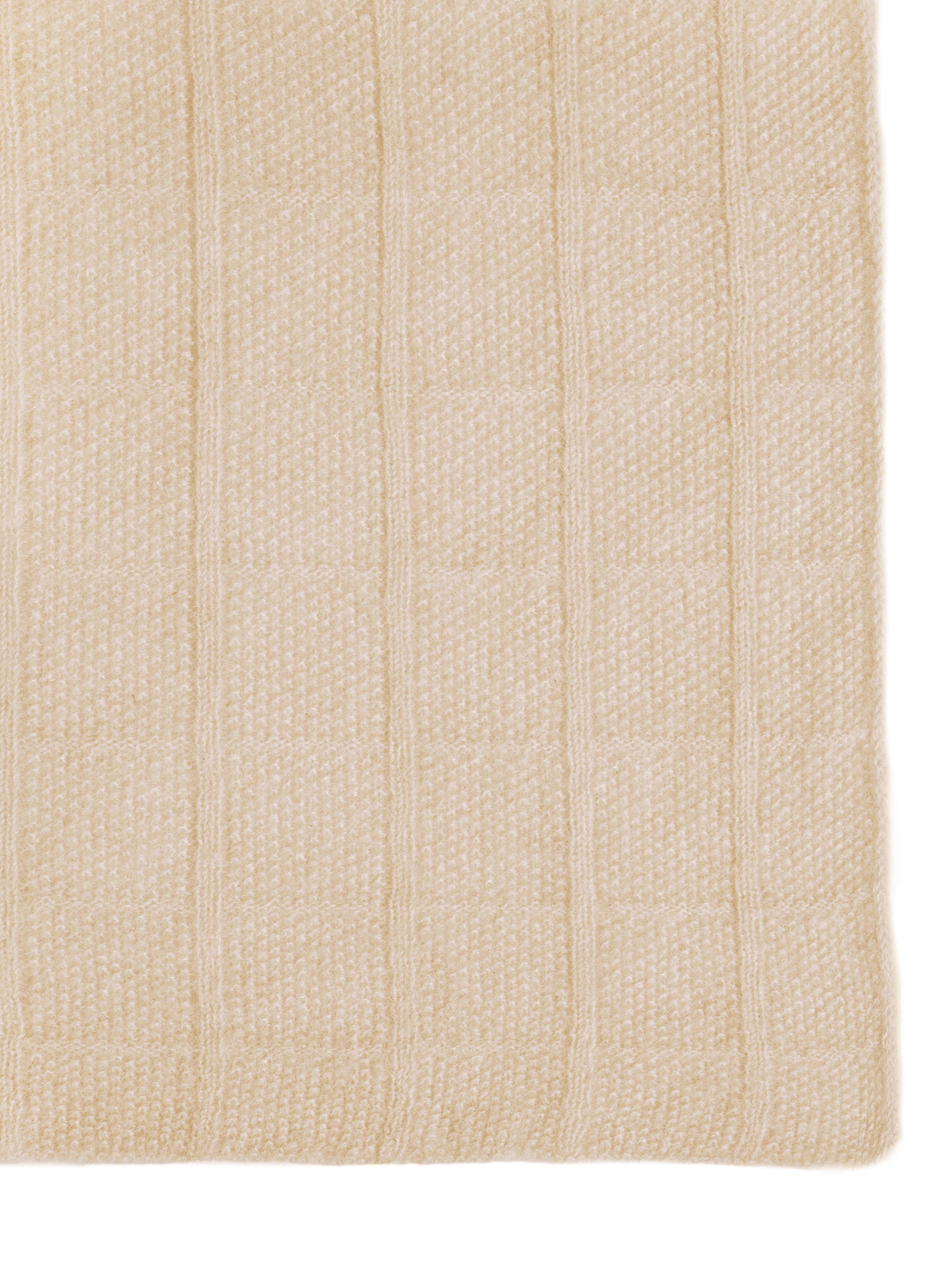 Cashmere scarf Bhutan women