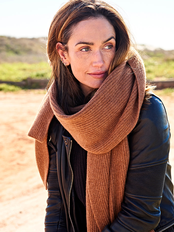 Kopenhagen Kaschmirschal Damen braun – 100% Kaschmir | EMAAL CASHMERE#Farbe_braun