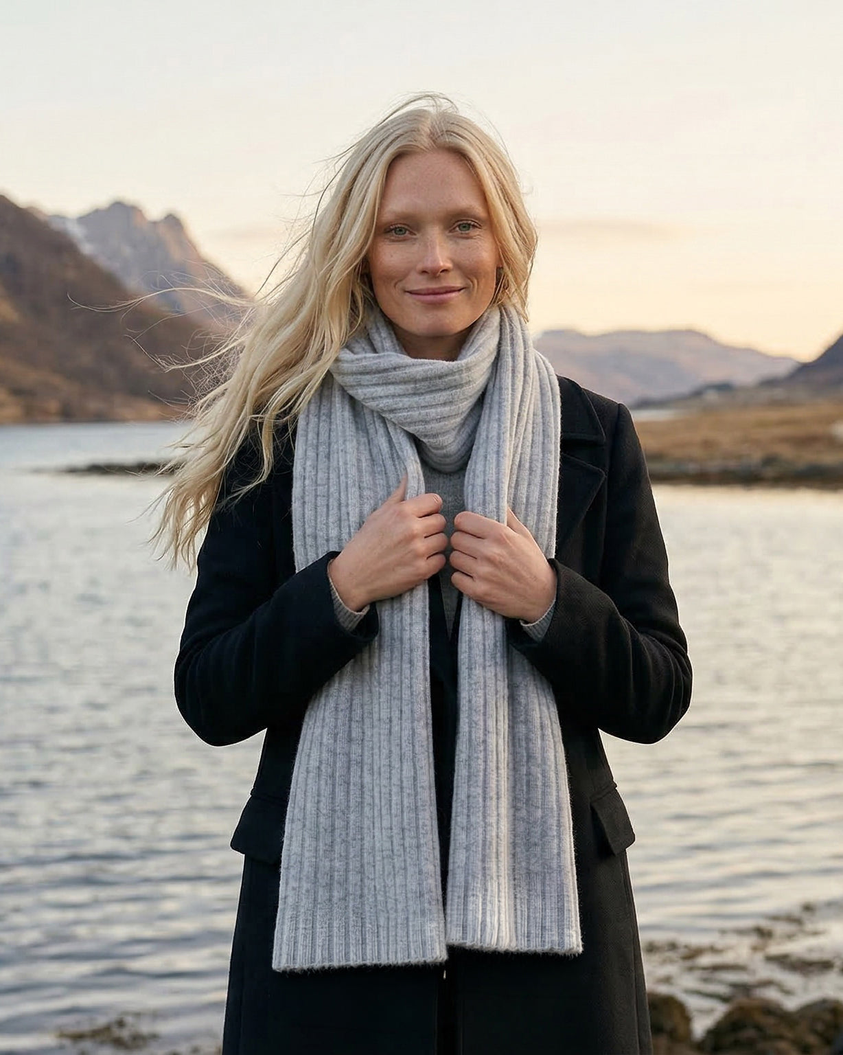 Riad Kaschmirschal Damen hellgrau – 100% Kaschmir | EMAAL CASHMERE#Farbe_hellgrau