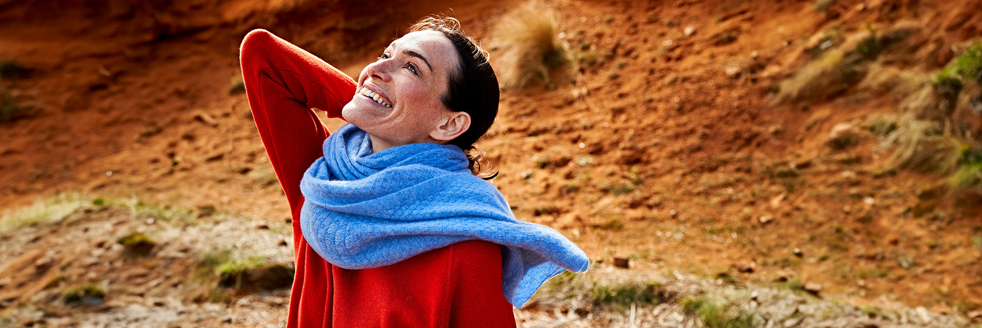 Kaschmir hautfreundlich – sanfte Naturfaser für empfindliche Haut | EMAAL CASHMERE