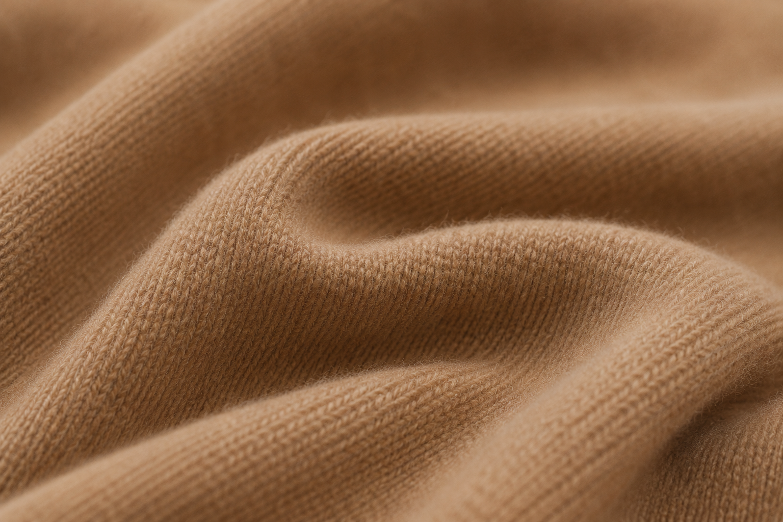 Detailaufnahme eines EMAAL CASHMERE Schals aus 100% Premium Cashmere