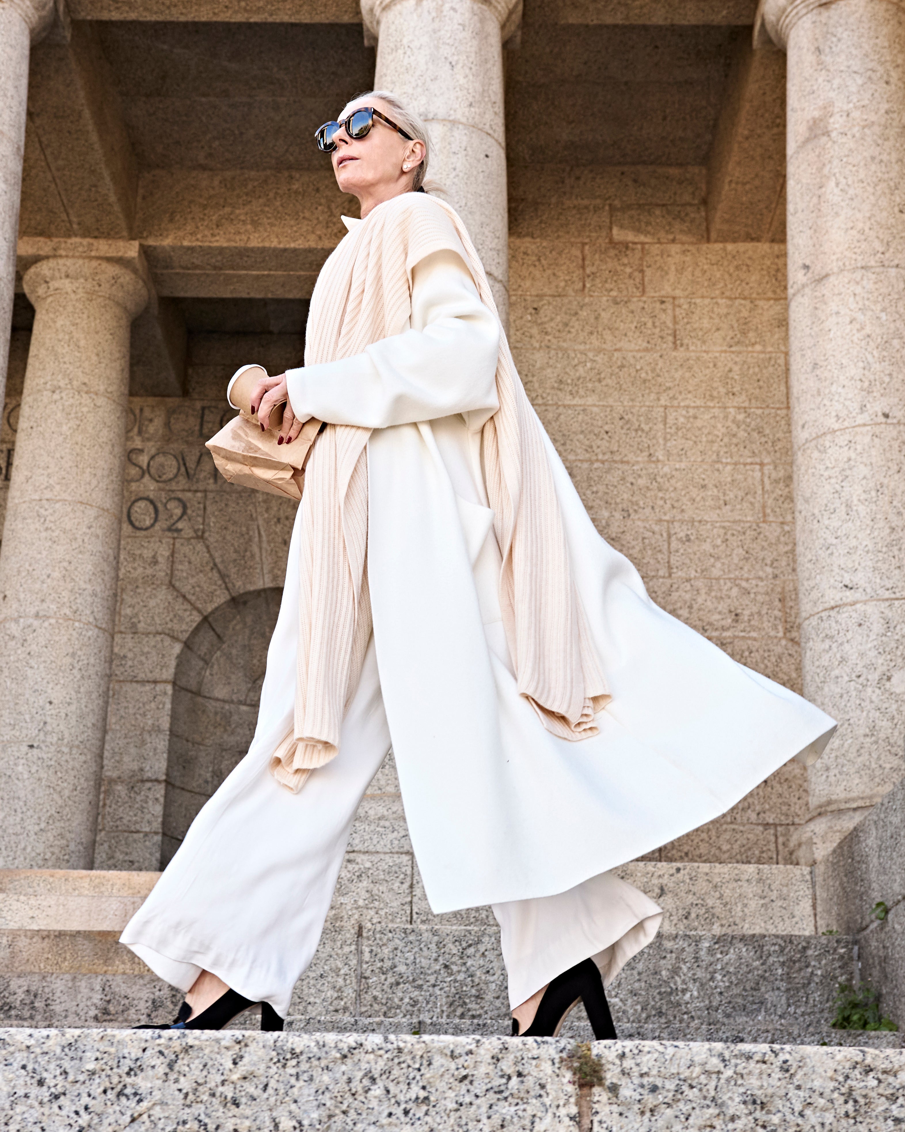 Cremefarbener LIMA Kaschmirschal von EMAAL CASHMERE für zeitlose Looks#Farbe_creme