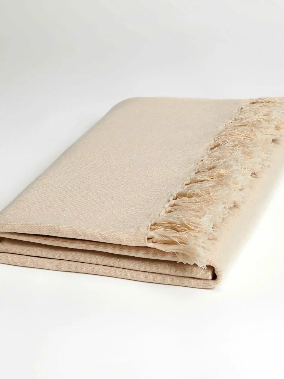 MILANO Cashmere-Schal von EMAAL CASHMERE mit feiner Strickstruktur#Farbe_creme